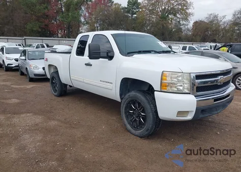 2010 Chevrolet Silverado 1500 Lt z USA, uszkodzony, nr VIN 1GCSKSE38AZ216595